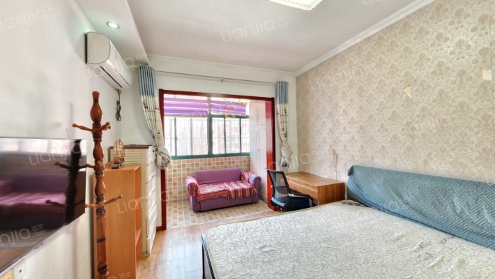 三牌楼大街二手房实景图