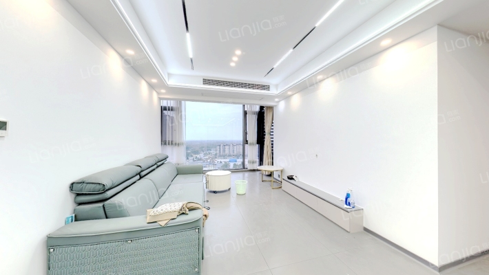 铂悦世家二手房实景图