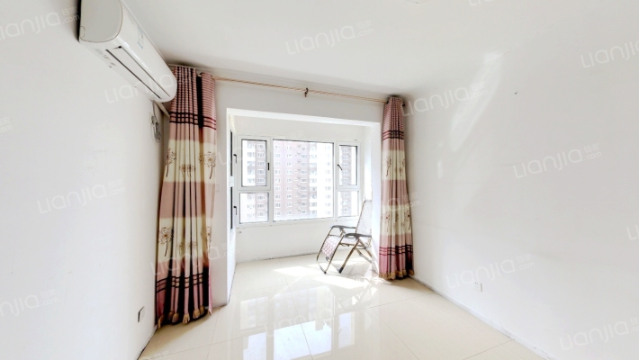 馨春龙城苑C区二手房实景图