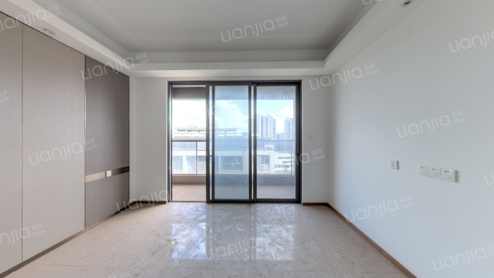 融创红城投赣江府二手房实景图