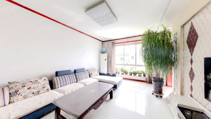 颐泽花园丁香苑二手房实景图