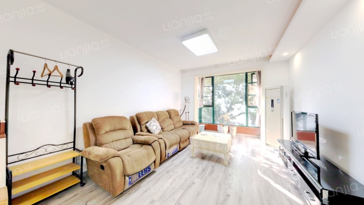 博雅馨地二手房实景图