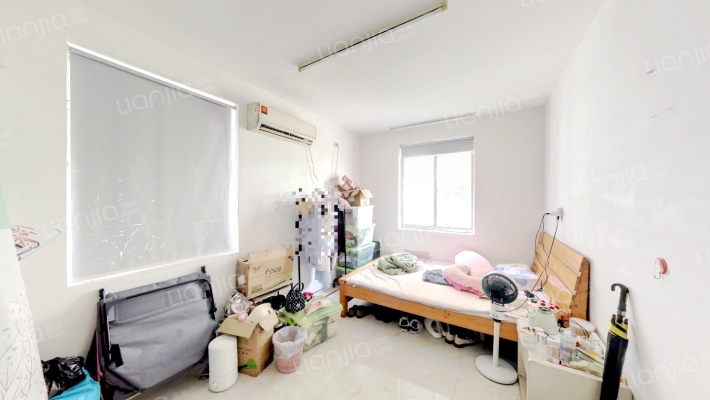 下吕浦一区雄鹰组团二手房实景图