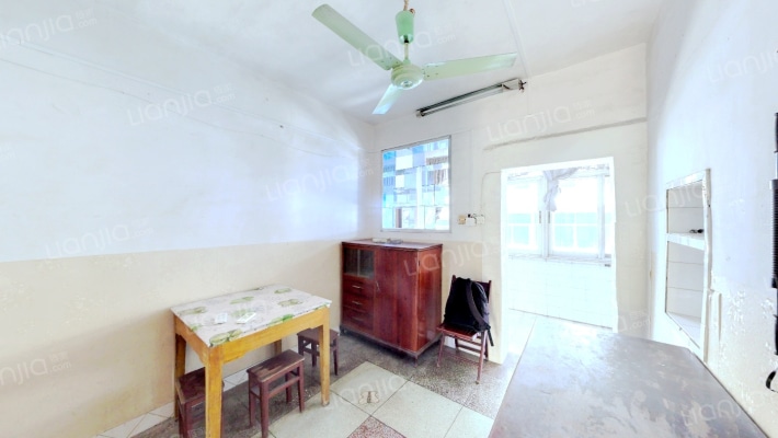 滨江东路56号二手房实景图