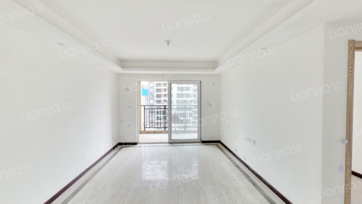 万科理想城C区二手房实景图