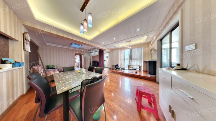 香利国庭二手房实景图