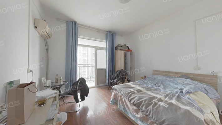 铂金天地二手房实景图