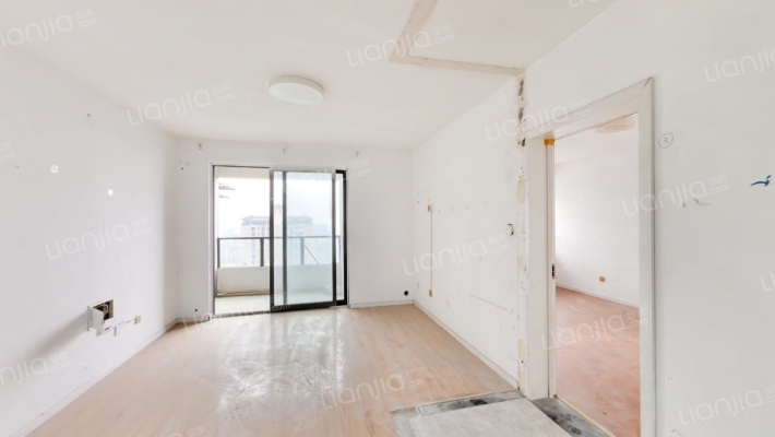 万通城二手房实景图