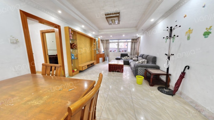 麦兴路15号二手房实景图