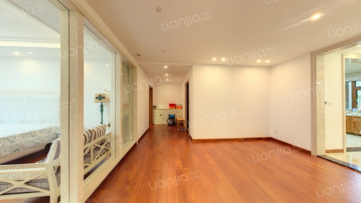 中海紫金苑J区二手房实景图