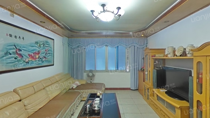 易赖街207号二手房实景图