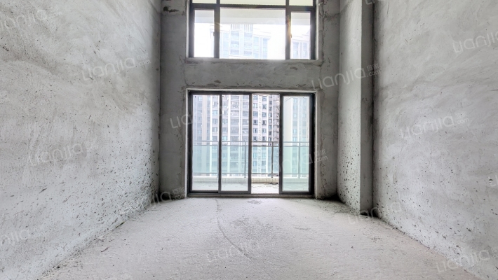 欧雅豪庭二手房实景图