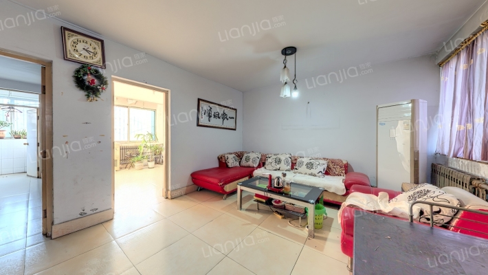 山东汽车齿轮总厂住宅楼二手房实景图