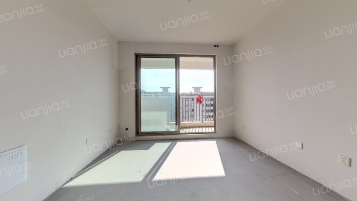 绿地新里海源名邸二手房实景图