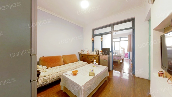 新贵都C区二手房实景图