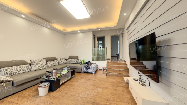 滨湖小区二手房实景图