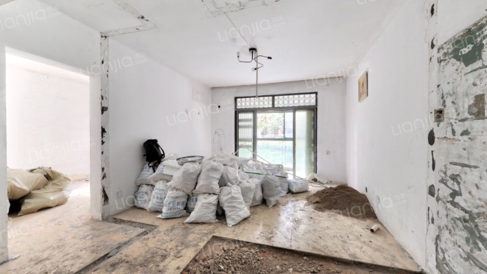 国际花都郁金苑二手房实景图