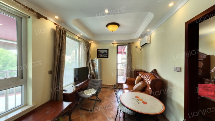 泽京微V二手房实景图