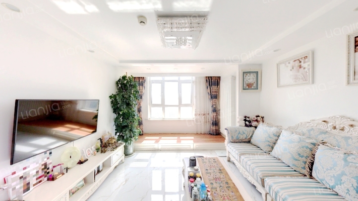 亿达软景中心二手房实景图