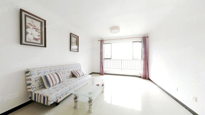 开发区范阳路钻石广场两居，位置好出行方便-客厅