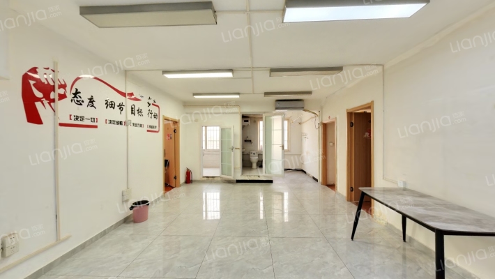 龙辉大厦二手房实景图