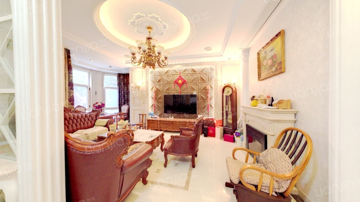 三清玫瑰园二手房实景图