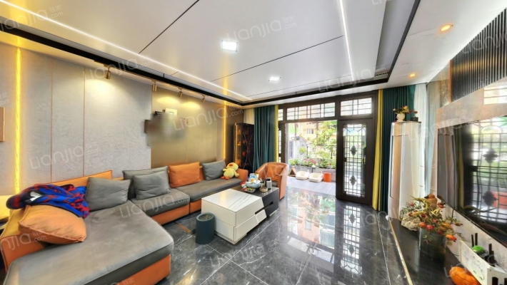 黄金海岸二手房实景图