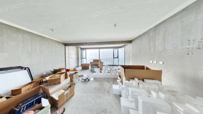 金沙湖高尔夫观邸七期二手房实景图