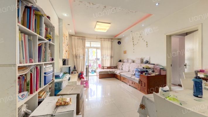 华瑞名仕阁二手房实景图