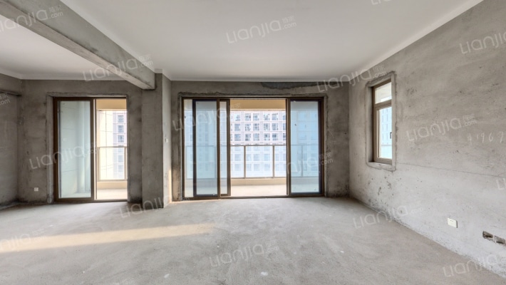 绿地湖湘中心二手房实景图