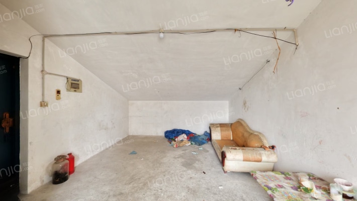 温馨苑二手房实景图