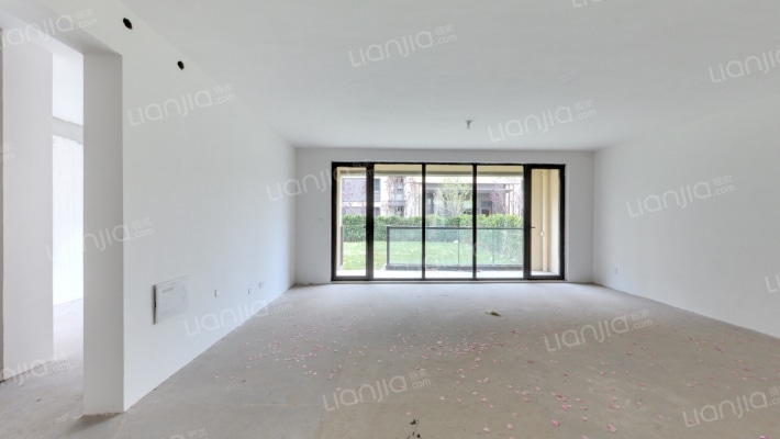 绿地凤玺台二手房实景图