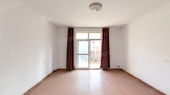 云龙嘉苑西区二手房实景图