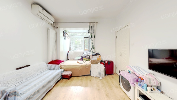 八大处整形医院家属楼二手房实景图