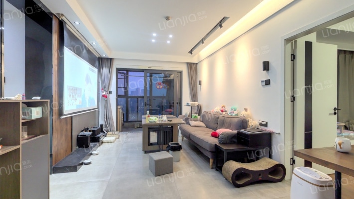 前海东岸二手房实景图