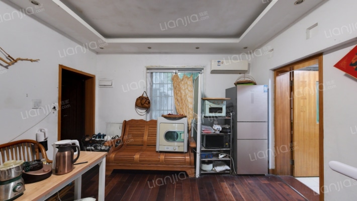 万塘路300号二手房实景图