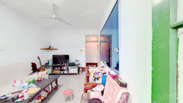 泰安日报社宿舍二手房实景图