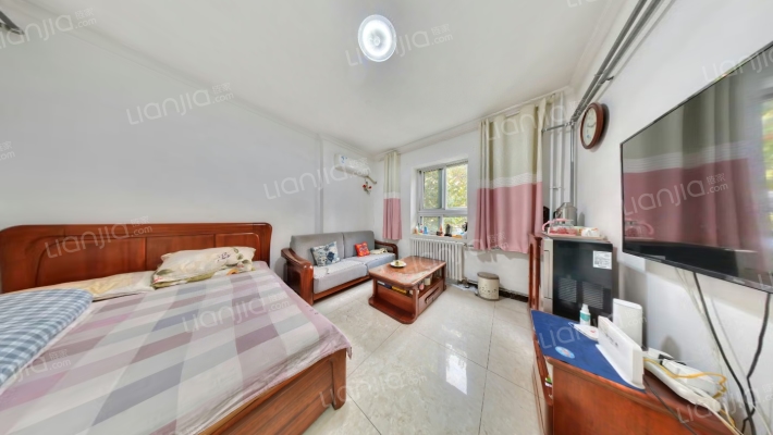 小纬四路二手房实景图