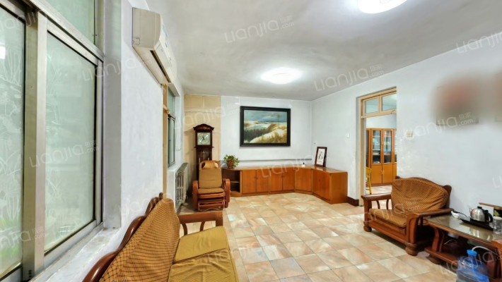 迎宾路6号院二手房实景图