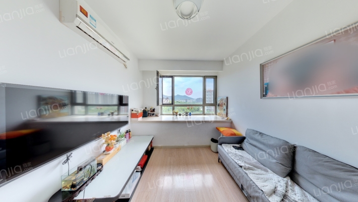 大连天地悦翠台二期二手房实景图