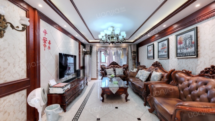 保利拉菲公馆南区二手房实景图