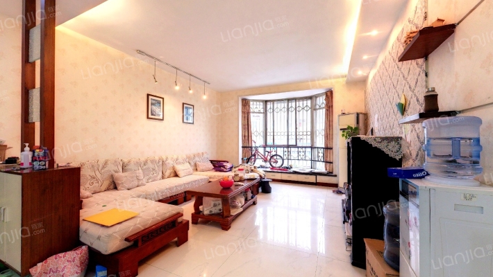 宏泰花园二手房实景图