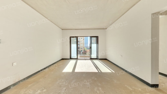 万科银海泊岸汐望二手房实景图