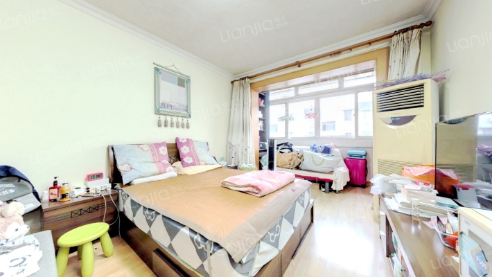 共和新路4699弄二手房实景图