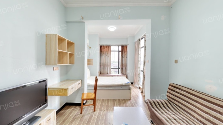 塞纳公馆二手房实景图