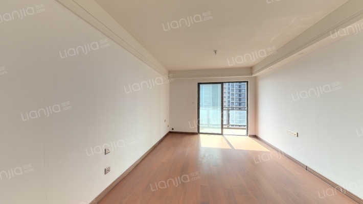 保利洪源泰府二手房实景图