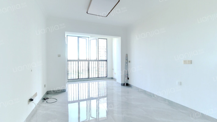 湖滨花园1期二手房实景图