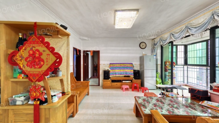 美平豪庭二手房实景图