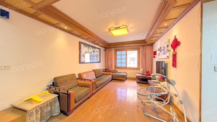 欢度佳节二手房实景图