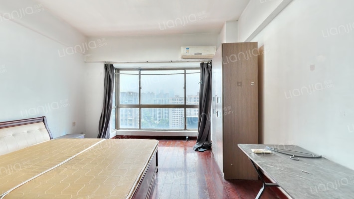 欧宝花苑二手房实景图